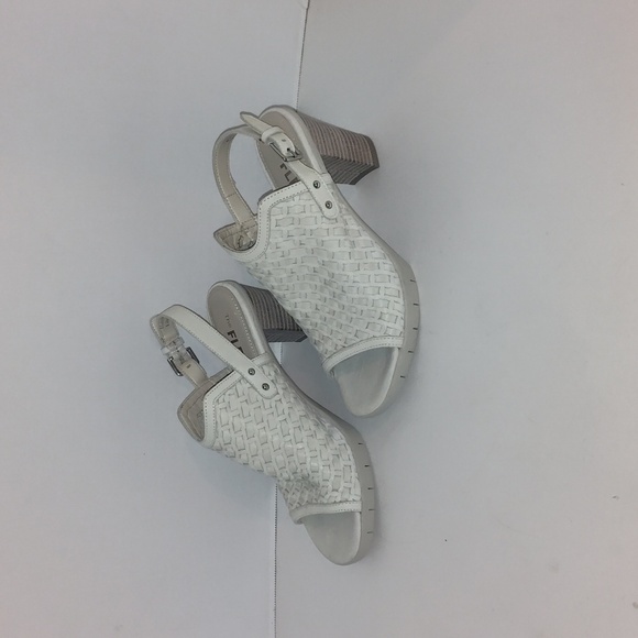 The Flexx Weave Me Be Dune Size 6 - Picture 8 of 8